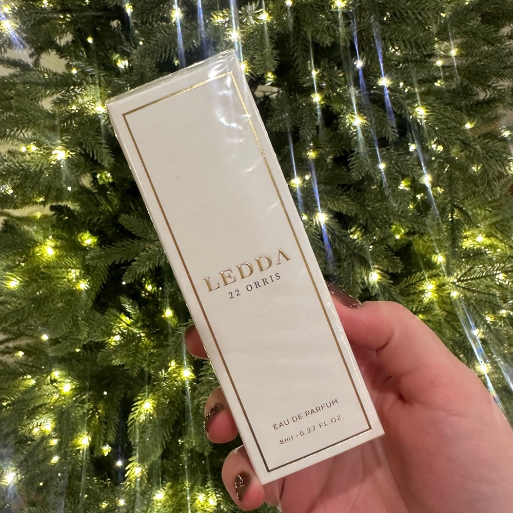 Ledda 22 orris perfume